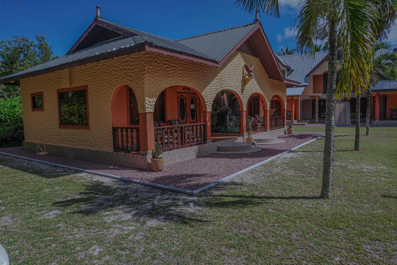 Anse Kerlan Beach Chalets Eksteriør bilde