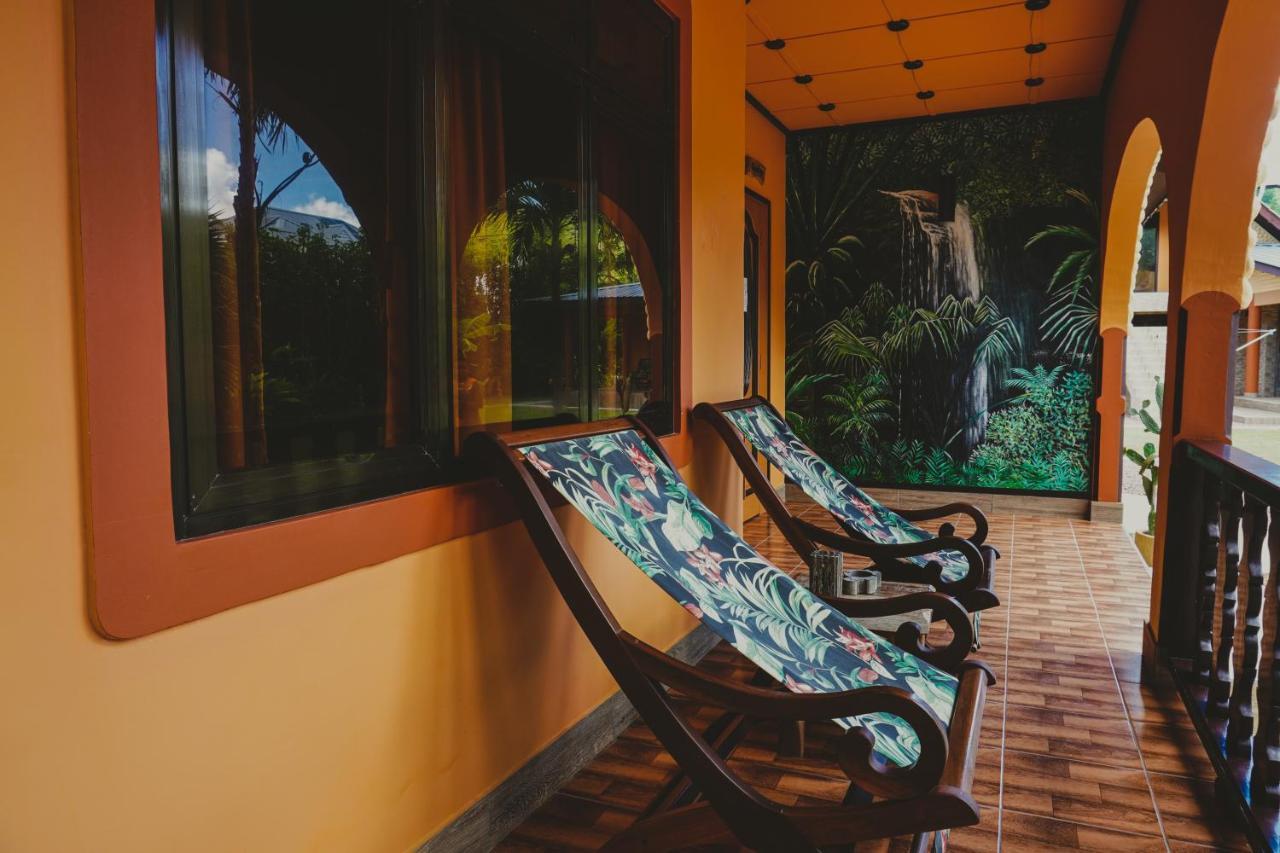 Anse Kerlan Beach Chalets Eksteriør bilde