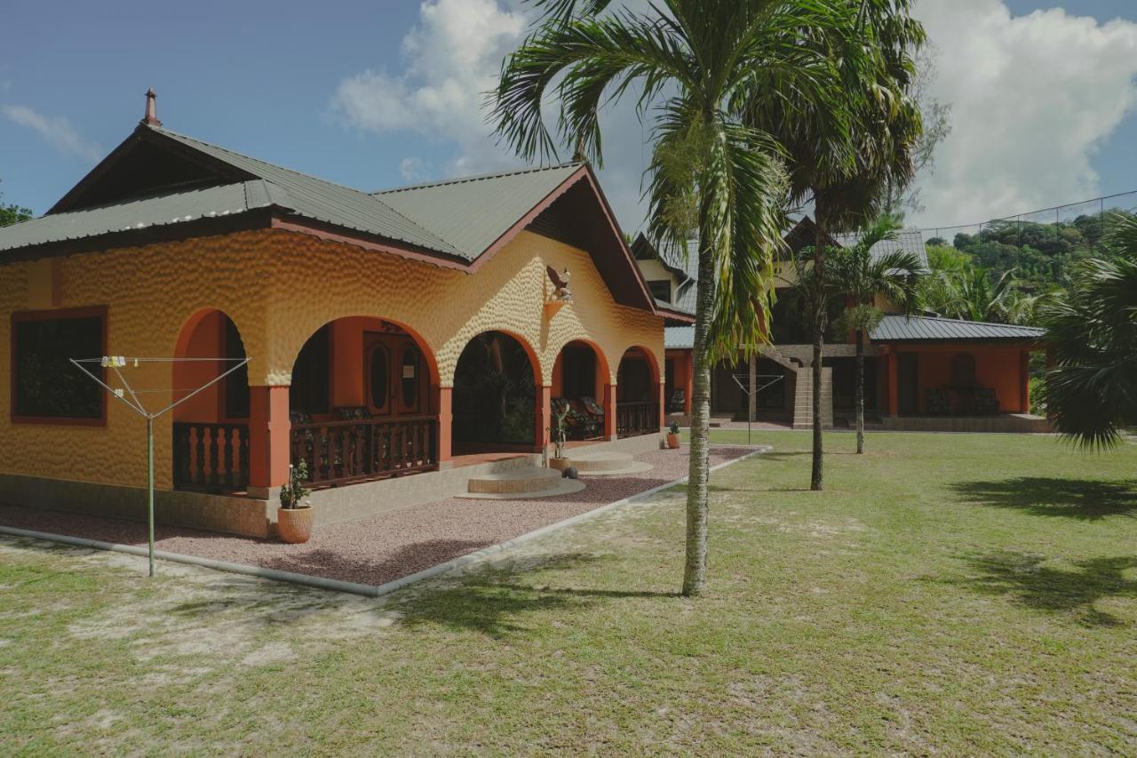 Anse Kerlan Beach Chalets Eksteriør bilde