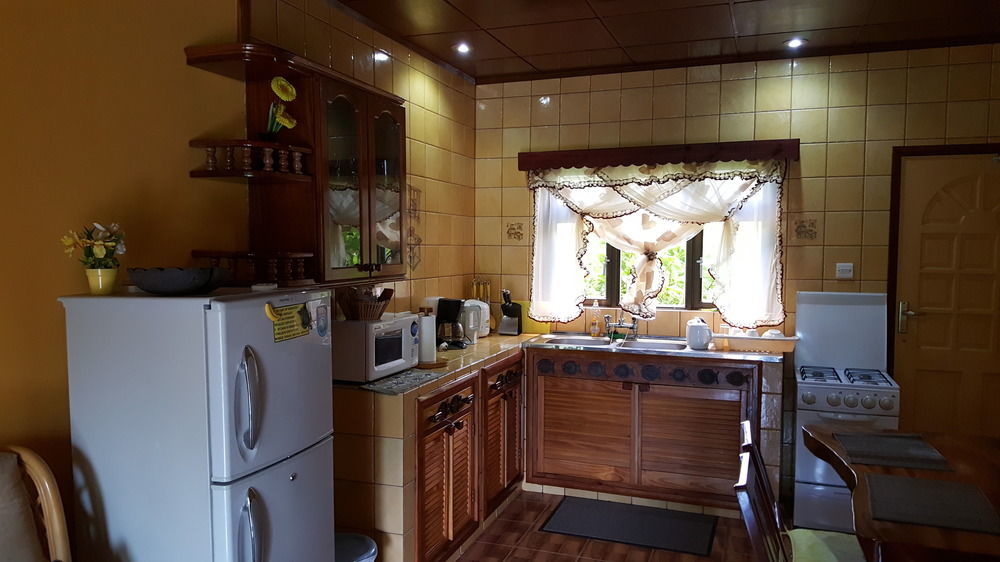 Anse Kerlan Beach Chalets Eksteriør bilde