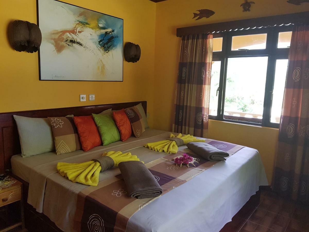 Anse Kerlan Beach Chalets Eksteriør bilde